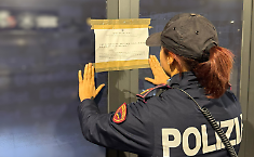 They had become a meeting place for criminals, the police suspend two betting shops on Plebiscito Street and Rosolino Pilo Square.