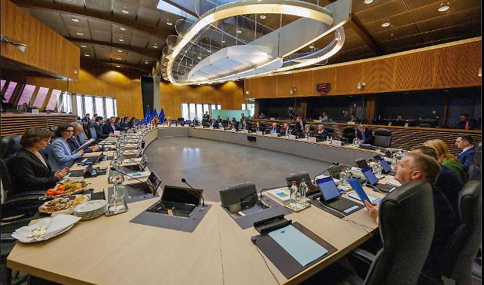 Ursula von der Leyen at the EU Ambassadors Conference: &laquo;Europe must project power for peace, total support for Ukraine and a new security strategy&raquo;