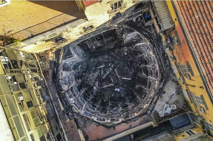 The State saves the Sannazaro theater after the fire: purchase announced