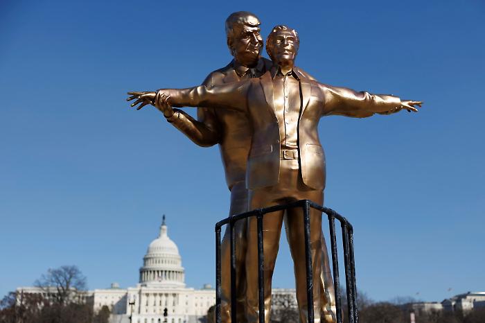 Epstein, the shocking revelation: 'A 16-year-old forced to undress and massage him while he spoke on speakerphone with Trump'