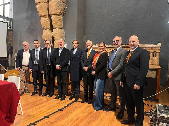 Agrigento issues a challenge: a permanent table for peace. Prefect Caccamo: "Let it be a bastion of dialogue"