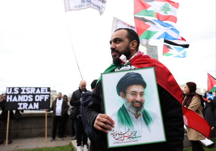 The mystery deepens around Mojtaba Khamenei: from health to sexual orientation, all the unchecked rumors about the new leader.