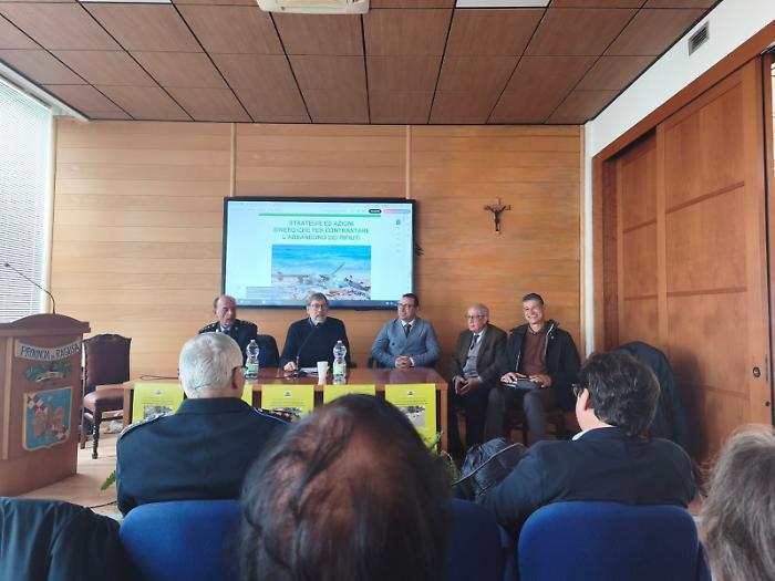 Legambiente Ragusa and the strategies to combat waste abandonment