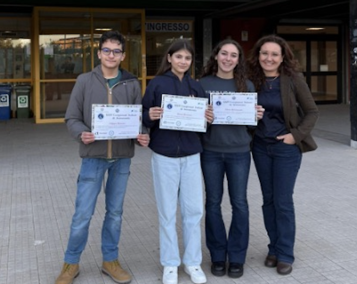 Comiso, a student from Verga, at the national final of the Italian astronomy championships