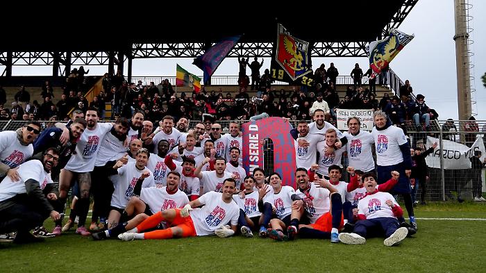 Modica soccer celebrates and is already looking to the future.