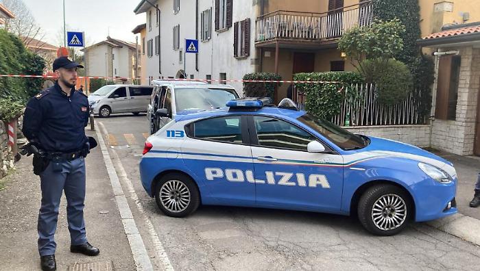 Woman stabbed to death by husband in Bergamo: jealousy is a hypothesis but the motive remains a mystery