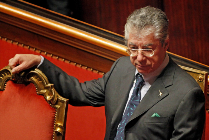 Death of Bossi, who was the "Senat&ugrave;r" among myth, power, and scandals