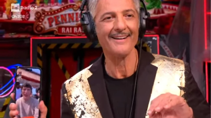 Giovanni Caccamo guest on Fiorello's show to explain "The Ark of Change"