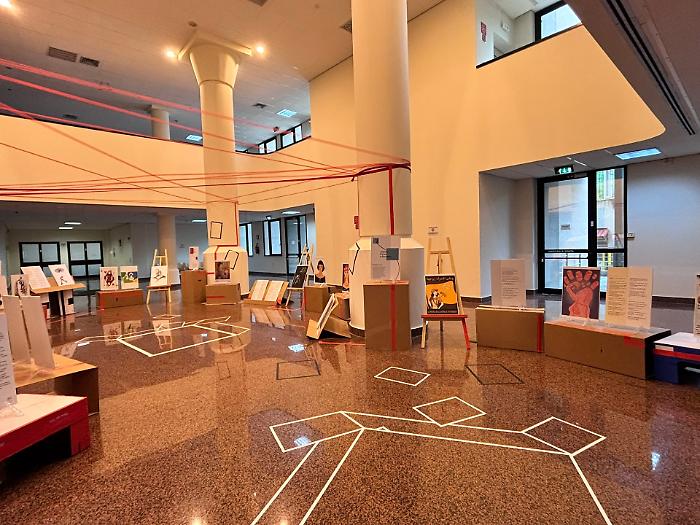 Art challenges prejudice at the Courthouse: the exhibition against gender stereotypes has been inaugurated.