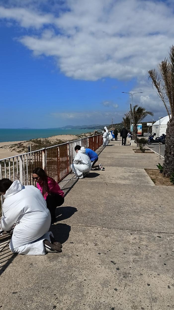 A simple gesture that becomes a collective responsibility