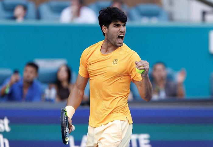 In Miami, a day of surprises: Alcaraz defeated by Korda, Paolini eliminated and Sinner can close the gap.