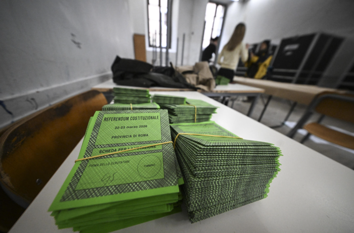 Polling stations open for the justice referendum: 51.4 million called to the polls