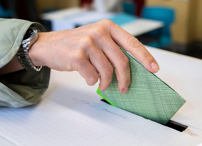 Referendum, the voting map: why the No triumphs in the cities, among the young, and breaks through in the South