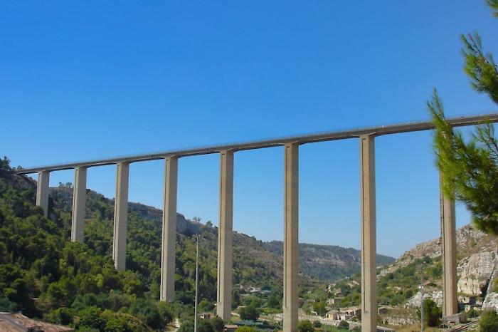 Modica, work on the Guerrieri bridge. Here are the scheduled critical issues for local traffic.