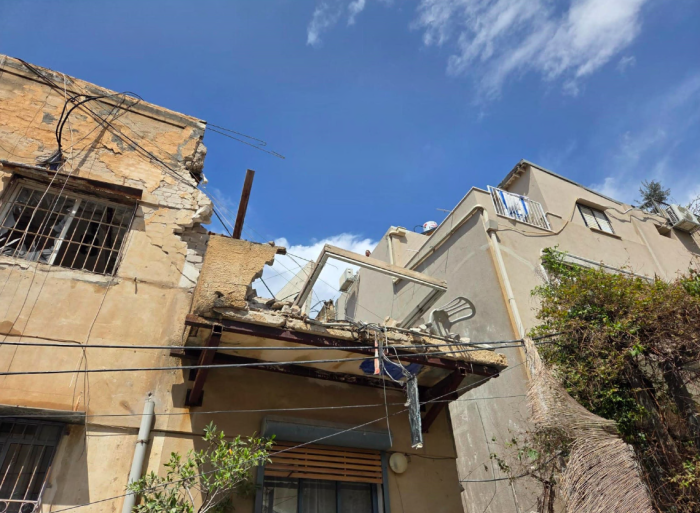 Tehran: "Contacts with the United States," diplomatic negotiations begin