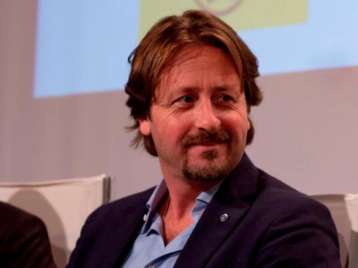 "Schifani should resign," the attack from the former ally. But Sammartino and the autonomists defend the governor.